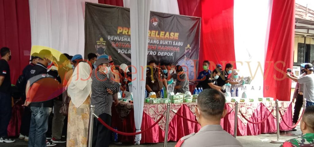 Pemusnahan Barang Bukti Sabu Satuan Reserse Narkoba Polres Metro Depok