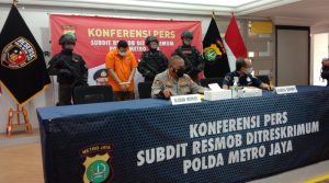 Subdit III Resmob Ditreskrimum Polda Metro Tangkap Polisi Gadungan