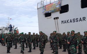 Wadan Kolakops Korem Merauke Pimpin Upacara Pelepasan Yonif 125 dan Yonmek 516 Kembali ke Home Base