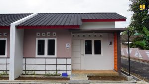 Tingkatkan Rumah Layak Huni, Kementerian PUPR Serah Terimakan 25 Unit Rumah Khusus bagi MBR Magelang