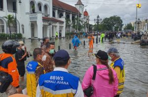 Menteri Basuki : Pendekatan Teknikal dalam Penanganan Banjir dan Rob Pantura, Harus Tapi Tidak Cukup