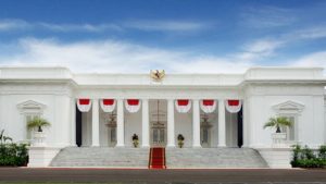 SBY BERANI GERUDUK ISTANA?  Oleh : M Rizal Fadillah