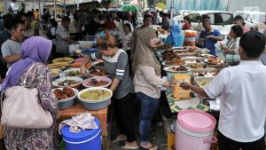 PUASA, LANGKAH AWAL MEMULIHKAN PEREKONOMIAN