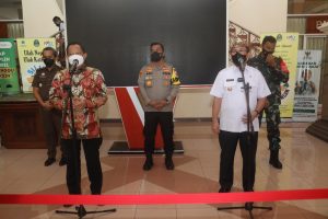 Sambangi Kabupaten Cirebon, Mendagri Minta Realisasi Insentif Nakes Ditingkatkan