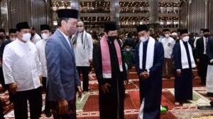 Presiden Tunaikan Salat Iduladha 1443 H di Masjid Istiqlal