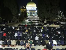 Negara Penjajah Israel Serang Jamaah Masjid Al-Aqsha di Malam Lailatul Qadar