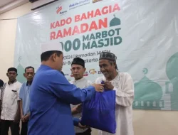 Semarak Ramadan, Bakrie Amanah Bantu 1000 Marbot Masjid