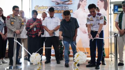 Rusdy Mastura Resmikan Penerbangan Perdana Super Air Jet Rute Palu-Surabaya