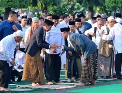 Presiden Jokowi Resmi Pecat Ketua KPU Hasyim Asy’ari